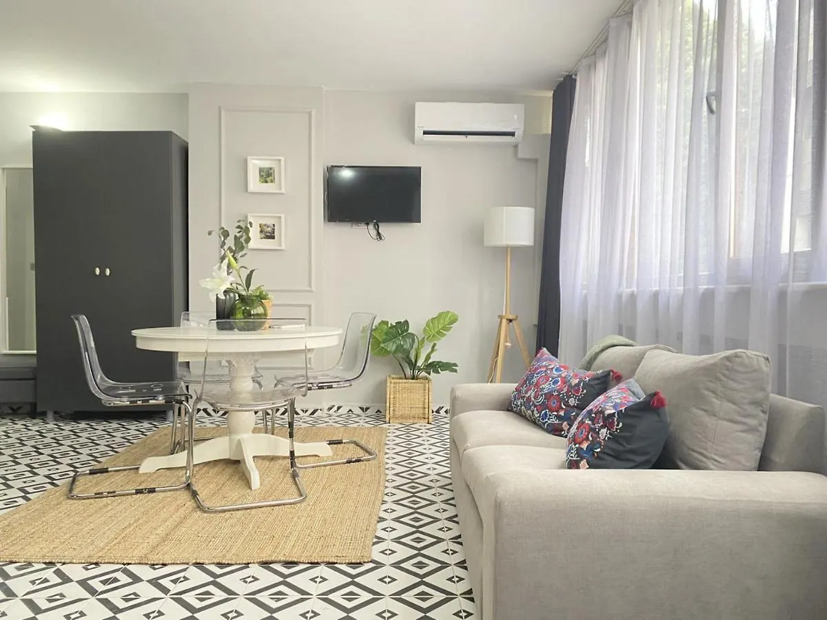 Refreshing And Central Studio Flat In Kabatas Apartment Istanbul